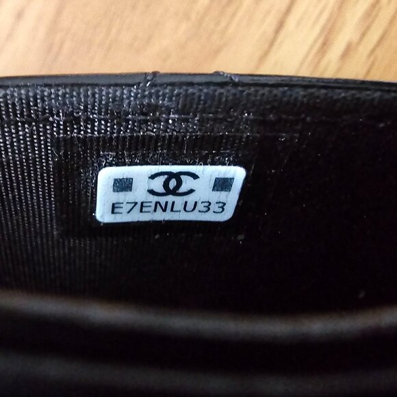 Chanel Calfskin Cardholder / Wallet - Picture 3 of 5